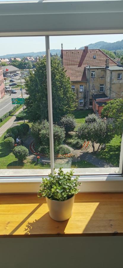 Klimatyczny Apartament Nr 8 Z Widokiem Na Gory Sowie Bielawa  Esterno foto