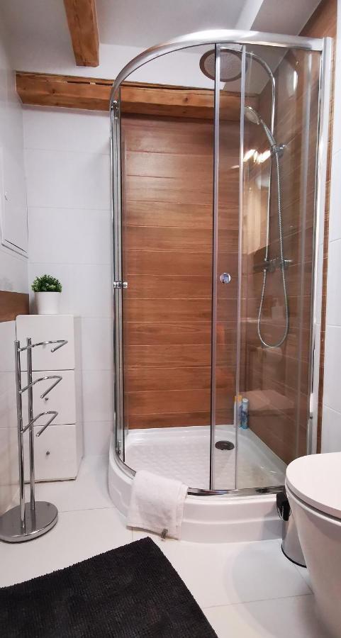 Klimatyczny Apartament Nr 8 Z Widokiem Na Gory Sowie Bielawa  Esterno foto