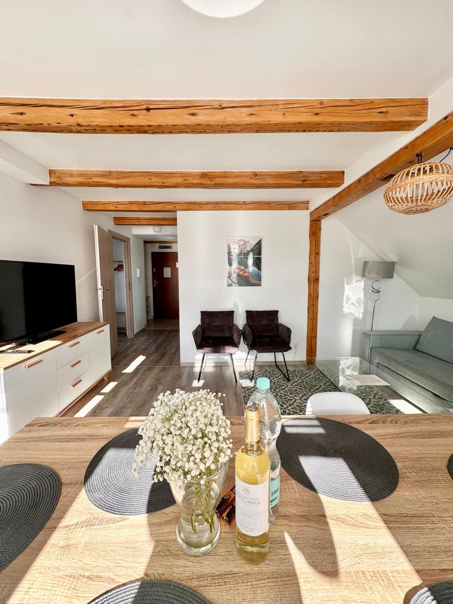 Klimatyczny Apartament Nr 8 Z Widokiem Na Gory Sowie Bielawa  Esterno foto