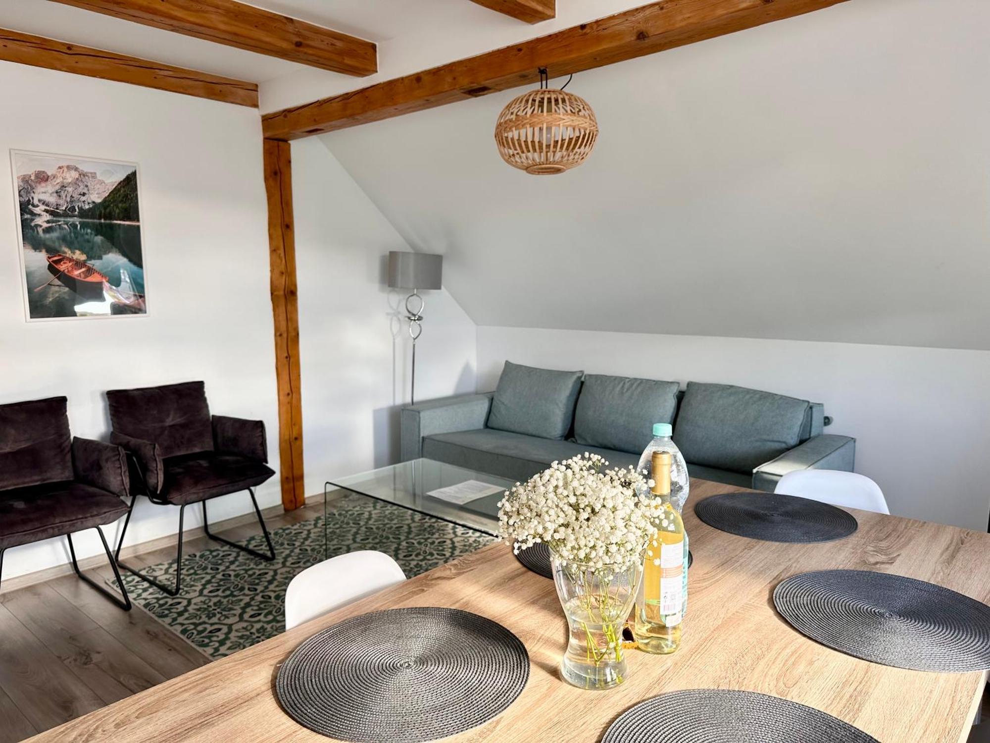 Klimatyczny Apartament Nr 8 Z Widokiem Na Gory Sowie Bielawa  Esterno foto