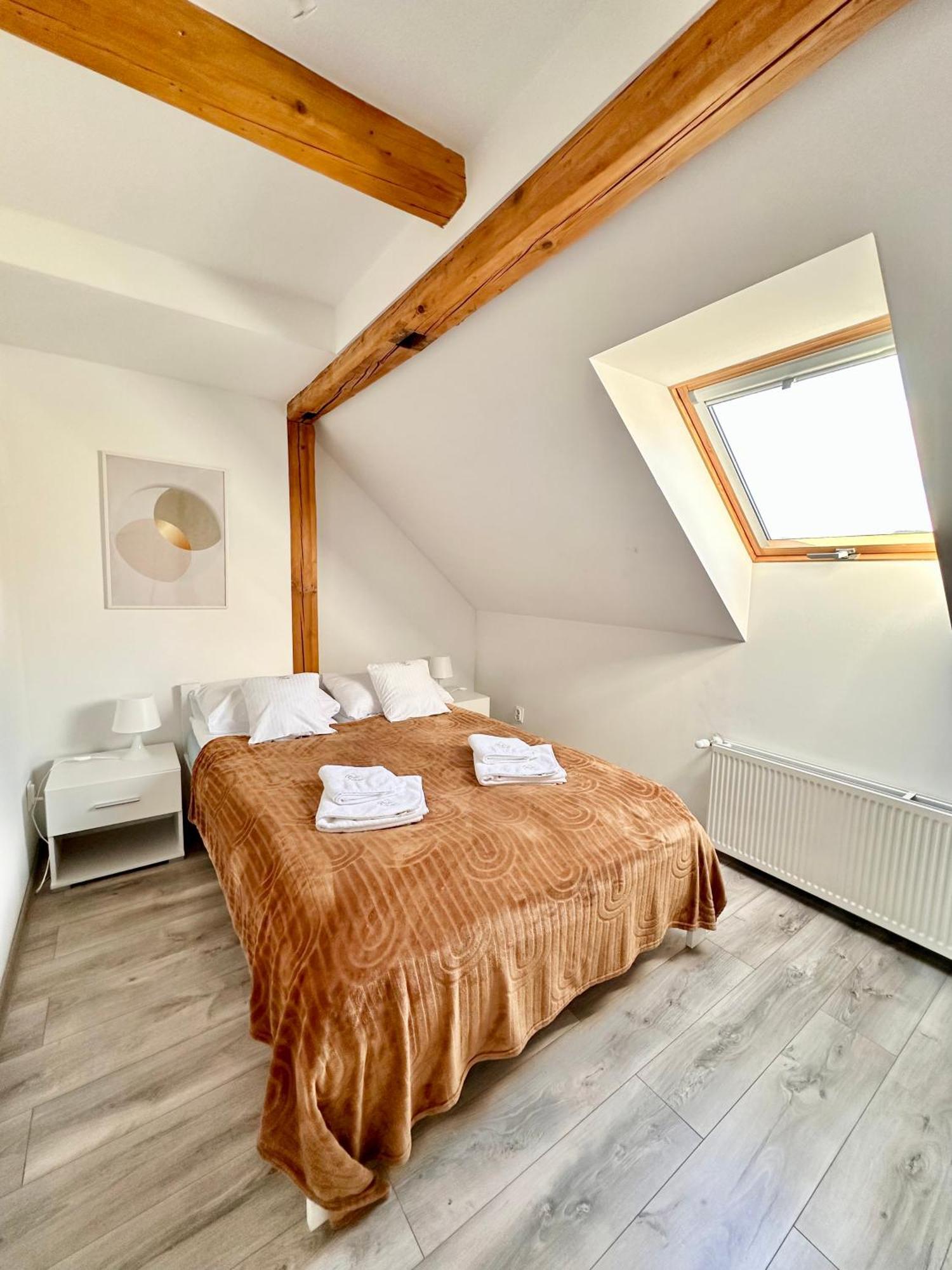 Klimatyczny Apartament Nr 8 Z Widokiem Na Gory Sowie Bielawa  Esterno foto